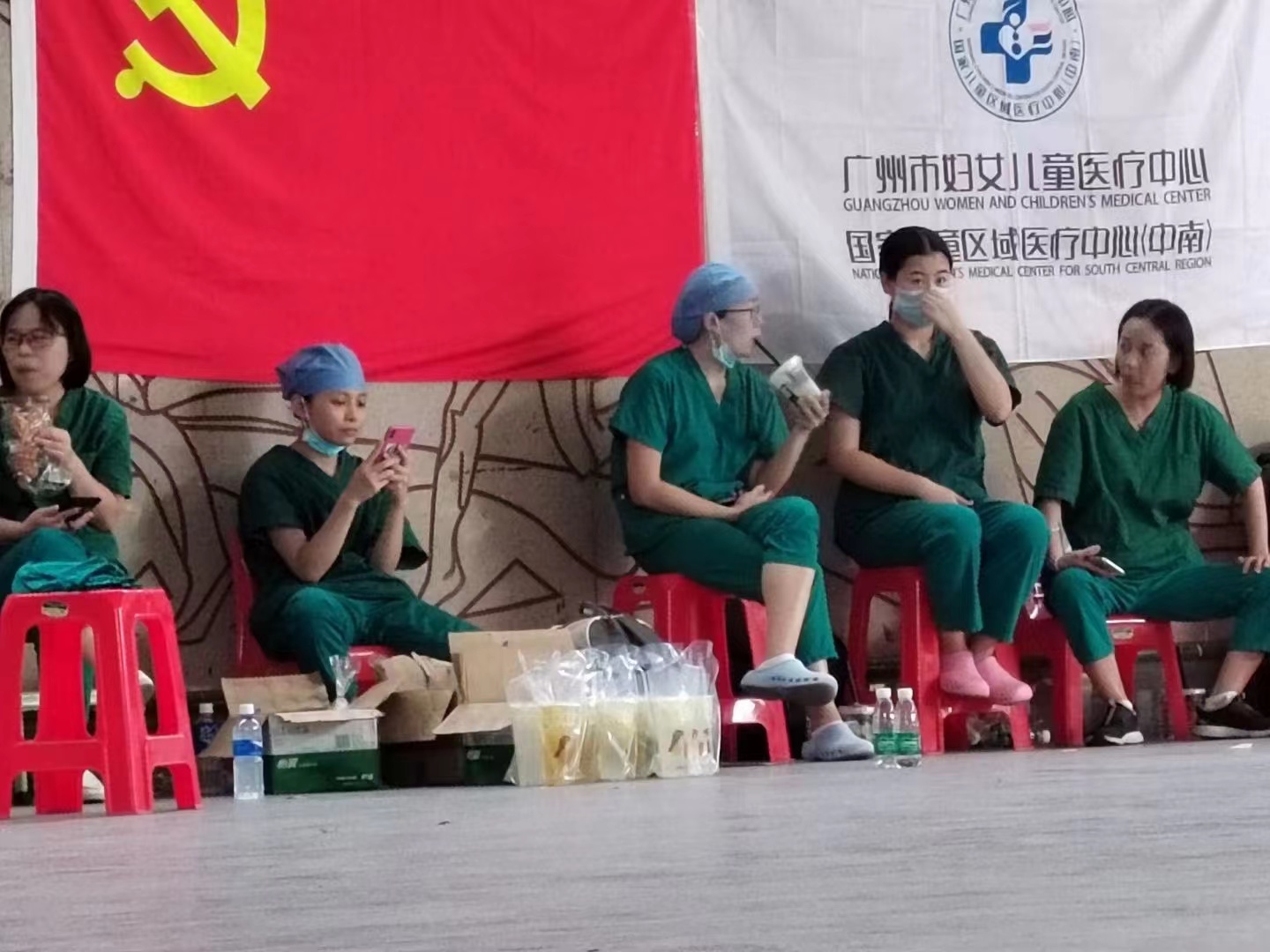 金達(dá)咖啡飲品城：咖啡新茶飲，送給白云抗疫工作者，傳遞愛心與溫暖 